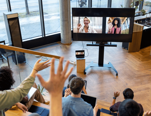 Build Teams That Stay Aligned Engaged and Effective across Offices Homes and Time Zones